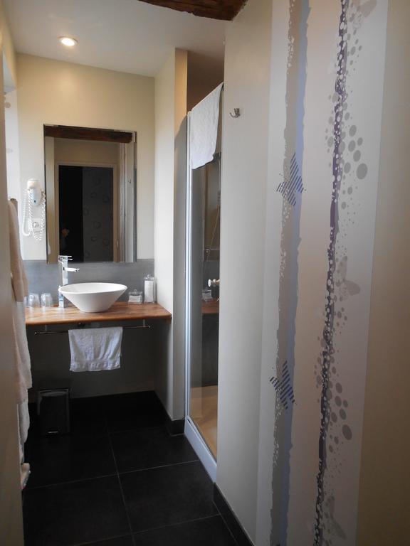 Escampette Hotel Saint-Aubin-en-Charollais Room photo